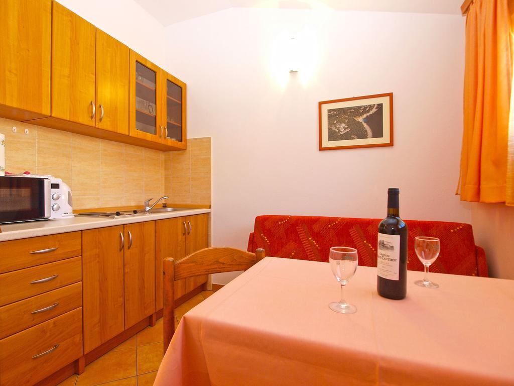Apartments Lidija 1305 Pula Ngoại thất bức ảnh